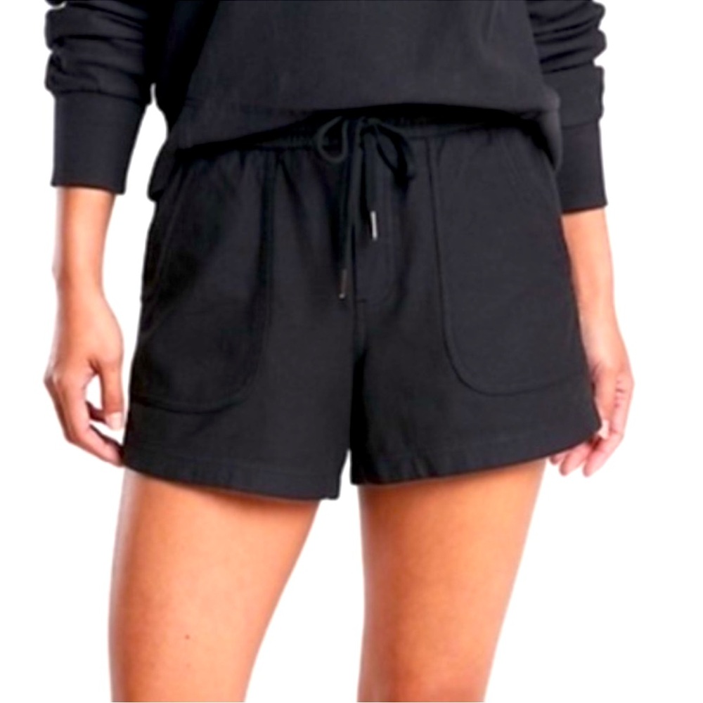 Athleta Farallon Shorts in Black High Rise Drawstring